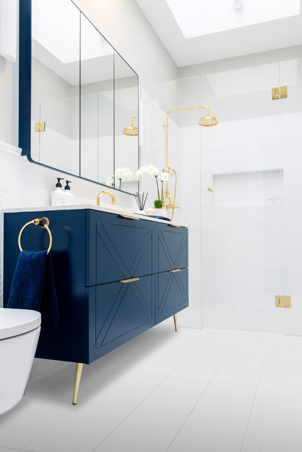 Sutherland House Vanities Timberline