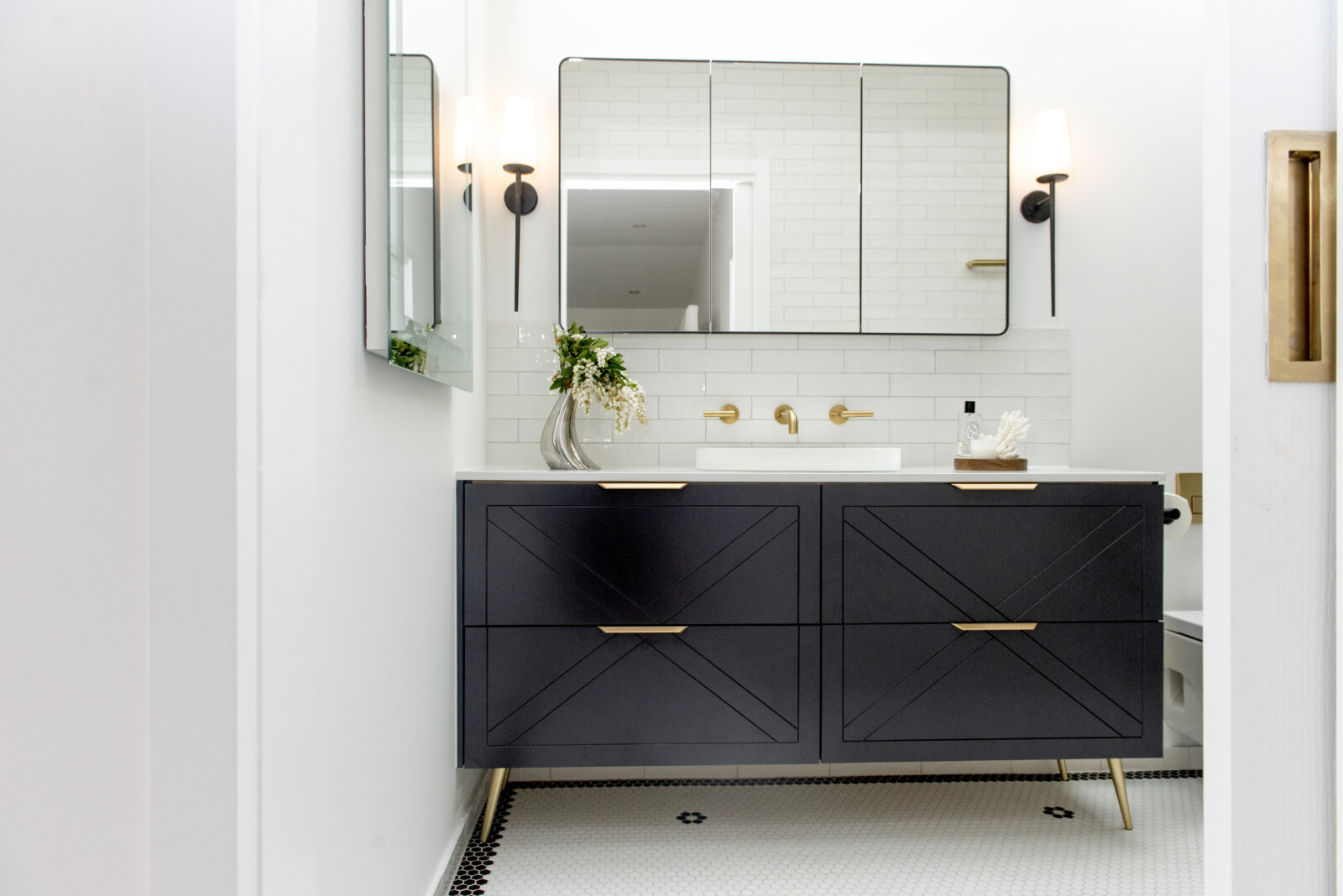 Sutherland House Vanities Timberline